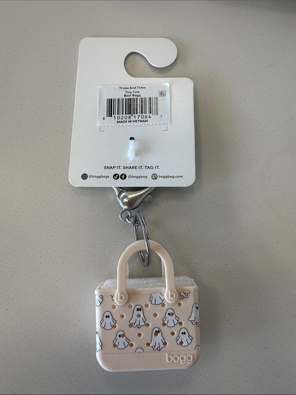 BOGG Tiny Tote keychain & clip-on bag charm Boo Ghost NEW Halloween - Picture 3 of 3